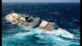 Top 5 Sinking Ship Scary Footage [upl. by Eddie558]