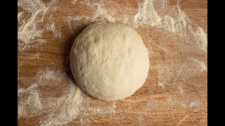 Pizzateig – Pizza Dough [upl. by Lilli937]