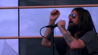 The Black Crowes LIVE Thorn In My Pride  Forecastle 2009 [upl. by Femmine163]