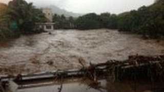 Les inondations à PortLouis et les PlaineWilhems ont fait huit [upl. by Gypsie]