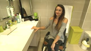 Léa 20 ans et paraplégique [upl. by Perseus]