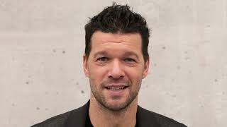 AUSSERGEWÖHNLICHE VERPFLICHTUNG BALLACK ÜBERNIMMT POSTEN BEIM BAYERN FC BAYERN NACHRICHT [upl. by Natsirhc335]