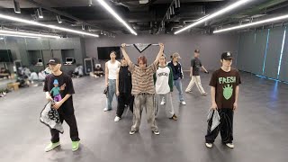 NCT 127 ‘삐그덕 Walk’ Dance Practice Behind the Scenes [upl. by Devonne]