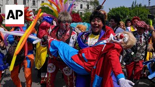 Peruvians celebrate Clown Day hope to gain official recognition for the holiday [upl. by Kahn259]