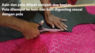 Cara menjahit baju dress perempuan dewasa LANGKAH 1 MEMOTONG KAIN SESUAI DENGAN POLA [upl. by Ayana684]