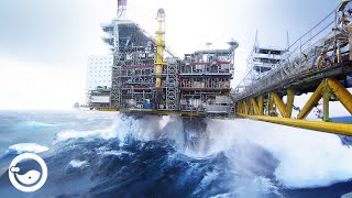 Life amp work in Extreme Conditions This is Why Offshore Oil Rig Workers Earn So much Money [upl. by Verdie289]