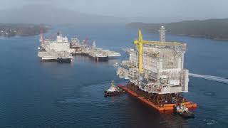 Pioneering Spirit installs the Johan Sverdrup living quarters topsides [upl. by Kirschner]