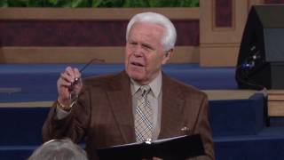 What a Christian Should Never Do  Jesse Duplantis [upl. by Anelrahc]