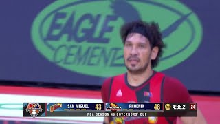 June Mar Fajardo’s PERFECT TIMING for San Miguel vs Phoenix in the 2Q  PBA Season 49 Governors Cup [upl. by Yajiv]