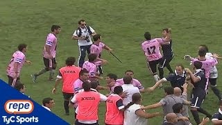 Las piñas entre Fenix y Acassuso por Copa Argentina HD [upl. by Asoramla]