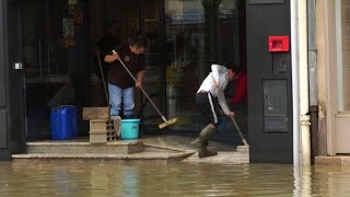 Crues dans le Doubs à Ornans on commence à déblayer [upl. by Notreb]