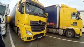 Mercedes Actros MP4 1845 Euro6 [upl. by Gothard131]