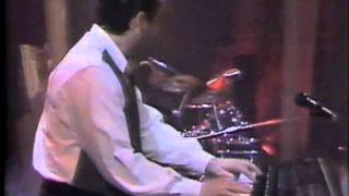 Huey Lewis amp the News quotSmall Worldquot 1988 Diamond Awards [upl. by Ezri]