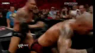 HD WWE RAW 091409 MAIN EVENT BATISTA VS RANDY ORTON [upl. by Hux562]