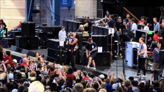 Bring Me The Horizon HD Warped Tour 2013  Milwaukee WI  Intro Shadow Moses Chelsea Smile [upl. by Norehc]