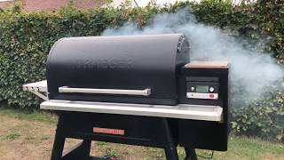 Første opstart af min ny Traeger Timberline 1300 [upl. by Anilemrac]