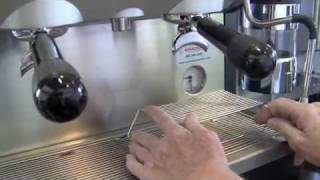 Crew Review Nuova Simonelli Appia Compact [upl. by Moody501]