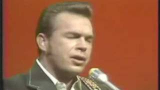 Gene Watson  Love In The Hot Afternoon quotLIVEquot [upl. by Sekofski530]