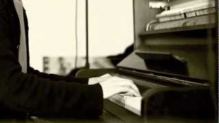 Oskar Schuster  Paris Est live piano solo [upl. by Eliath]