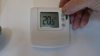 Improve your central heating performance fit a digital room stat [upl. by Nila713]