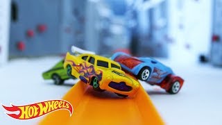 Epic Race Episode 5 Race to the Top  HotWheels [upl. by Yklam]