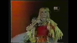 Raffaella Carrà  Medley Napoletano Music Video  Carrà vs Carrà Venezuela 1981 [upl. by Elo312]