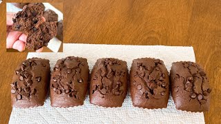 【簡單甜點】濕潤可口 甜而不膩 巧克力磅蛋糕 攪拌就成 how to make chocolate chips cake  just stir  easy recipes [upl. by Frager]