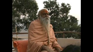 Swami Kedarnath talks at Sri Ma Anandamayi Ashram Bhimpura about Sri Mas philosophy [upl. by Sapphire]