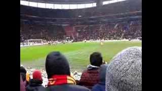 Galatasaray  Juventus 10 Sneijderin Golü Tribün Çekimi [upl. by Graves51]