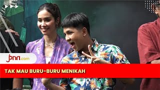 Jirayut Aku dan Halda Satu Frekuensi [upl. by Ellak]