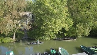 Marais poitevin DeuxSèvres  7 000 hectares de nature préservée [upl. by Toll603]