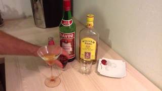 Faire un cocktail Manhattan  Recette américaine [upl. by Akirdnas]