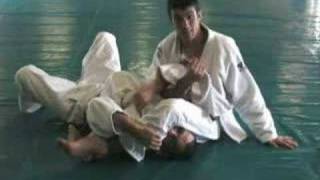 Gracie Insider July 2006 Technique of the Month Armlock [upl. by Thomasa]