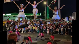 Último día del carnaval en Manzanillo Colima Dos botargas terminan peleándo😳 hubo muchísima gente [upl. by Eenttirb]