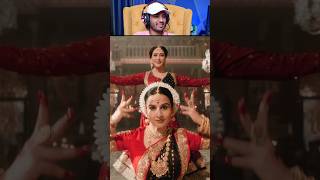 Vidya Balan and Madhuri Dixit SUPER ACTION vidyabalan madhuridixit [upl. by Kalman]