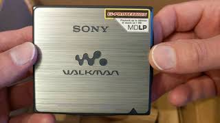 MZE900 Minidisc Player Unboxing from Ebay [upl. by Sholeen]