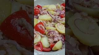 Recette  Salade de pommes de terre et thon [upl. by Cony433]