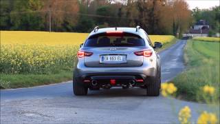 Infiniti QX70S 50L acceleration [upl. by Laikeze476]