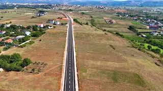 Përfundojnë punimet për lidhjen e autostradës MilotMorinë me aeroportin e Kukësit [upl. by Peednam]