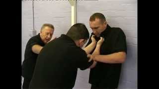 Martial Arts Defence When Against A Wall For Use in Street Fights Self Defense Or Kung Fu [upl. by Blessington]