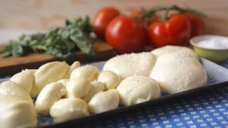 Rezept Käse selber machen  Mozzarella  Allrecipes Deutschland [upl. by Sadira]