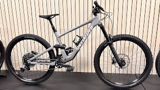 Specialized Enduro Comp Carbon 2023 [upl. by Manolo]