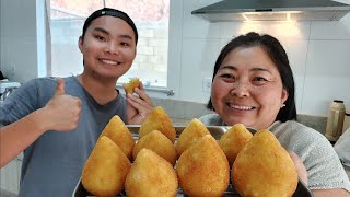 FIZEMOS COXINHAS SEM GLÚTEN SEM TRIGO COM BATATA NA MASSA  colhemos os coentros para salada [upl. by Leacim]