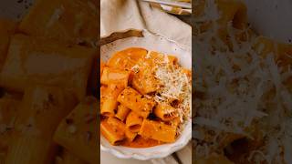 Creamy Tomato Chilli Pasta [upl. by Stanfill500]