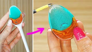 WOW 3 DIY EPOXY RESIN PENDANTS WITHOUT SPECIAL MOLDS CHEAP AND EASY DIY JEWELRY IDEAS FOR TEENAGERS [upl. by Ahsinyt]