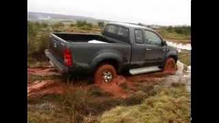 Toyota Hilux 25 Xtra Cab Offroad Test Quadjournal [upl. by Tengler599]