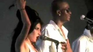 Amy Winehouse  10  Me amp Mr Jones  Coachella 2007 [upl. by Ahsenyt98]