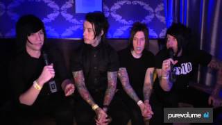 Falling In Reverse  Heat Camaraderie Or Lack Thereof amp Survival Tips [upl. by Mittel]