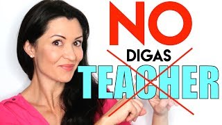 DEJA DE LLAMAR A TUS PROFESORES TEACHER  Mejora tu Inglés  Elisa Valkyria [upl. by Yee134]