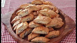 CANTUCCI TOSCANI ALLE MANDORLE  RICETTA FACILE E VELOCE BISCOTTI CANTUCCINI CROCCANTI E BUONISSIMI [upl. by Lizzie272]